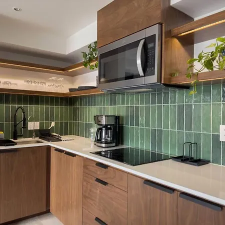 Appartamento New Urban Oasis With Amazing Views